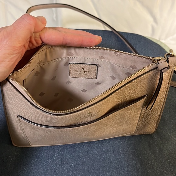 Kate Spade Crossbody - Picture 3 of 7